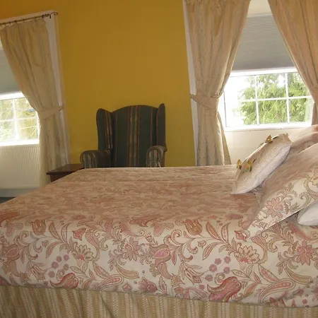 Guest house Glebe House 3*