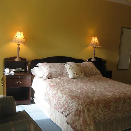 Glebe House Mohill