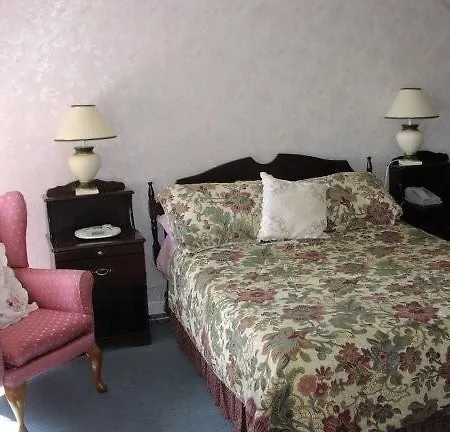 Pensjonat Glebe House 3*