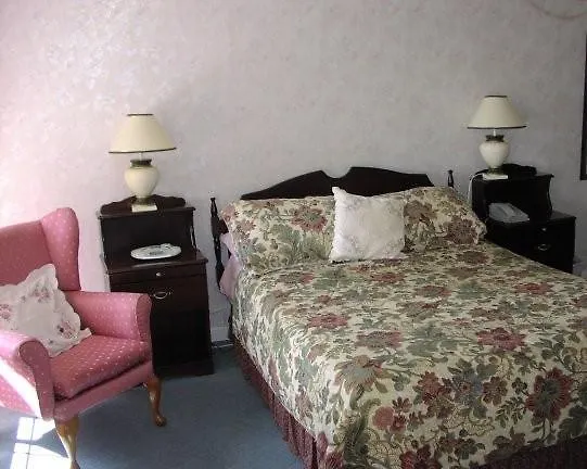 Pensjonat Glebe House 3*
